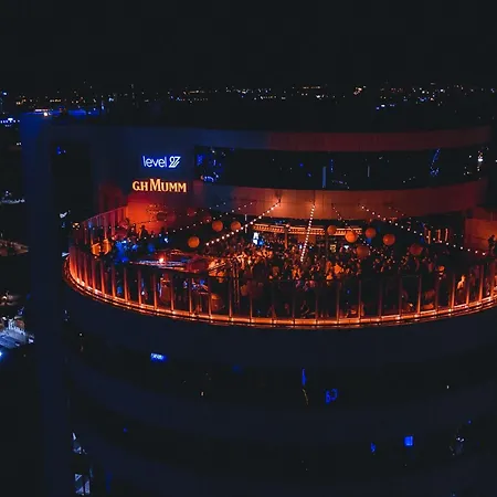 Daire Vorto - Center *